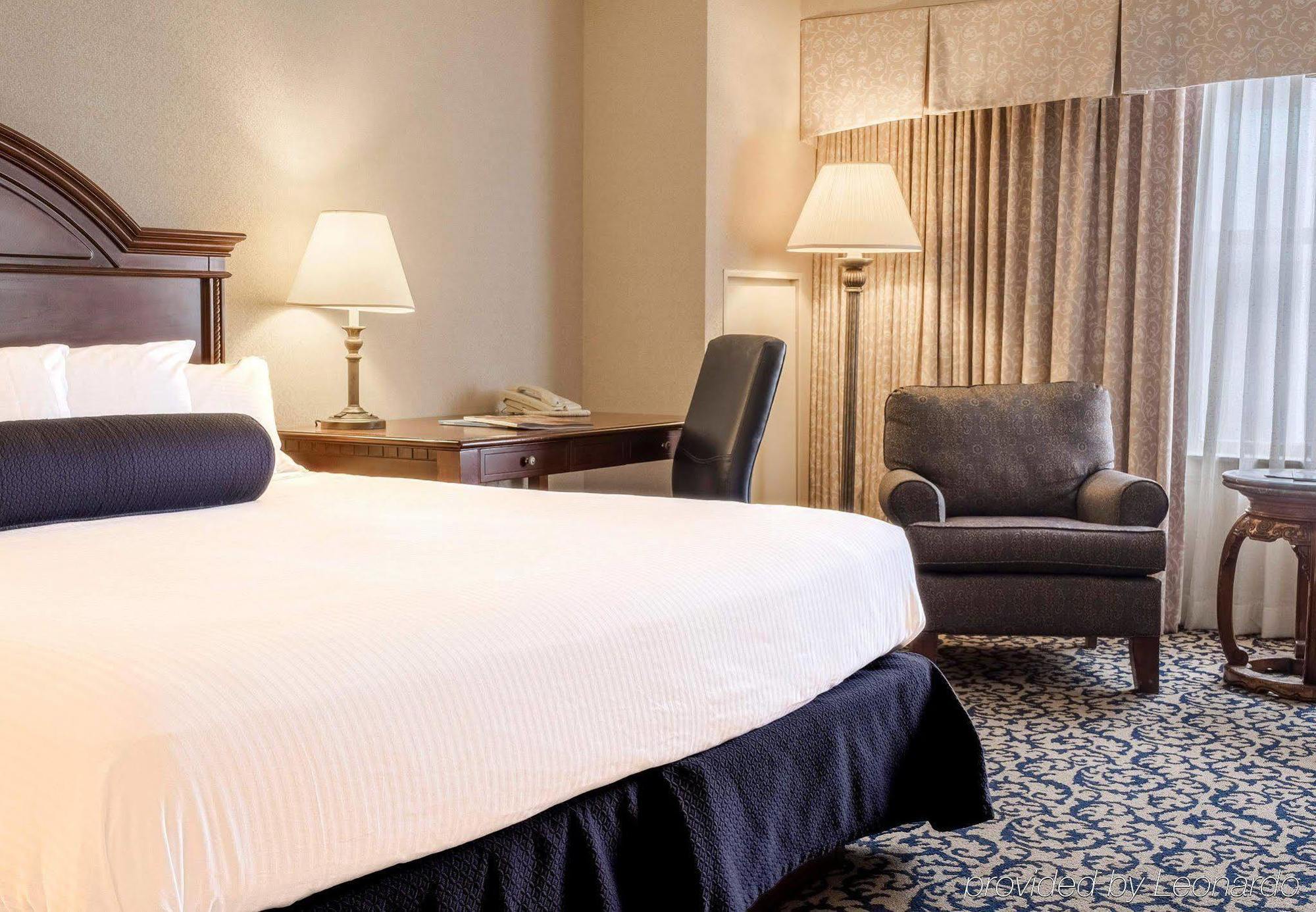 Renaissance Philadelphia Downtown Hotel Екстер'єр фото